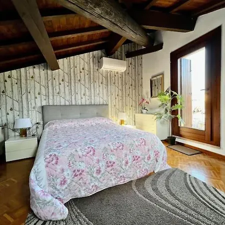 Appartement Attico Arena,200mqnetflix-wifi-air Conditioning *