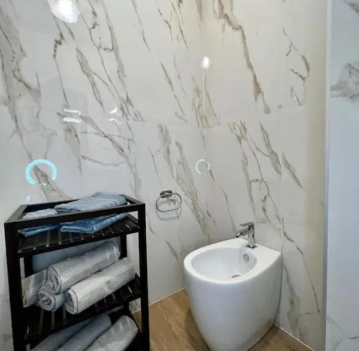 Attico Arena,200mqnetflix-wifi-air Conditioning Apartment